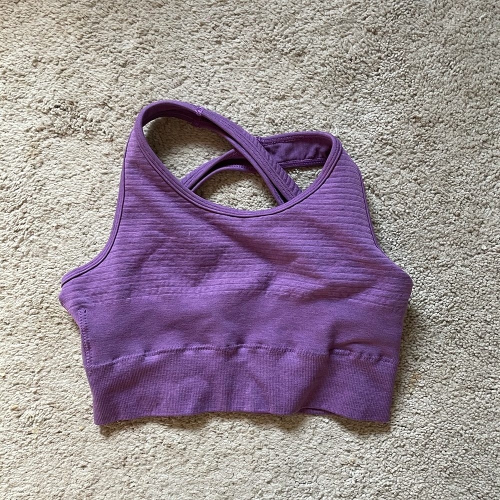 Alphalete sports bra